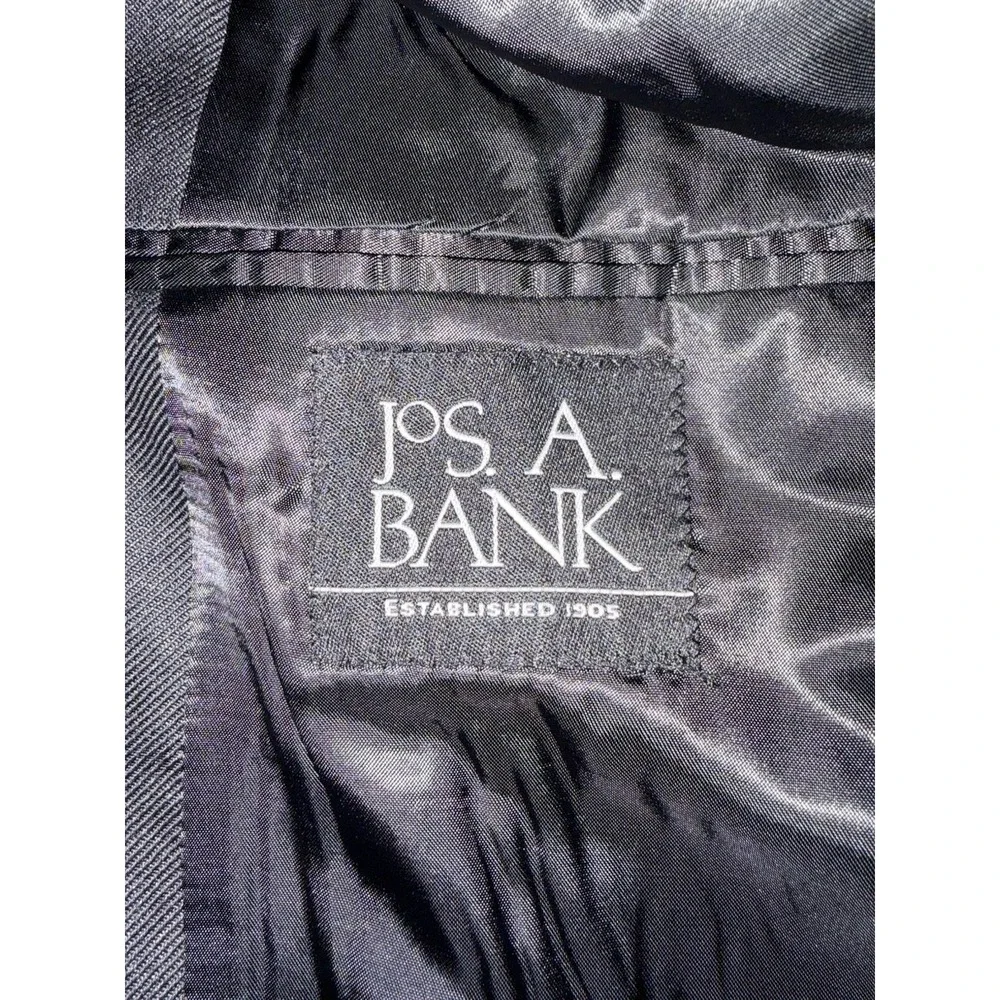 Jos A Banks Suit Jacket Silk Wool Blend Black 40R 2 Button 1 Vent